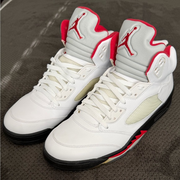 Jordan Other - Jordan 5 Retro 2013 Fire Red Sneakers size 12